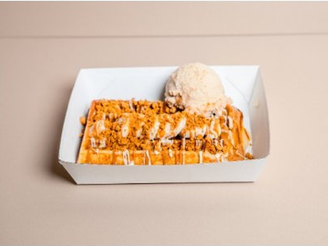 biscoff waffle