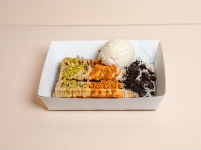 Loaded mixed waffle with Biscoff, pistachio and Oreo